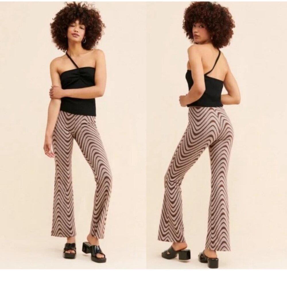 Urban Outfitters Bryn Pull-On Flare Leg Pant Brown Wave Boho Hippie Groovy NWT